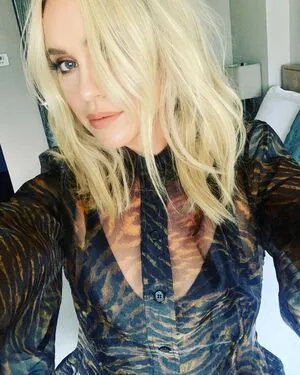 Becca Tobin OnlyFans Leaked Free Thumbnail Picture - #wCYV6UPkWI