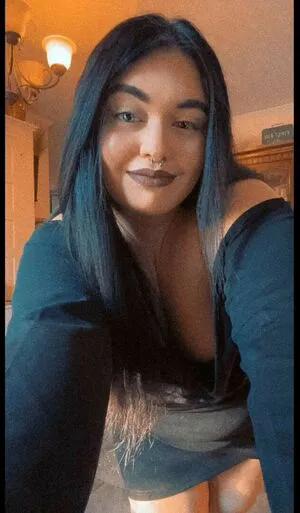 Becca X00 Thumbnail Picture