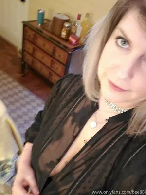 Bee88i OnlyFans Leaked Free Thumbnail Picture - #57eUZptLwe