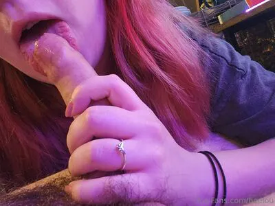 Beelou OnlyFans Leaked Free Thumbnail Picture - #AdeXUaSTIU