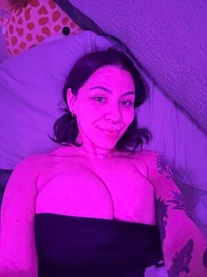 Begoodbebrit OnlyFans Leaked Free Thumbnail Picture - #wgoconQ3la