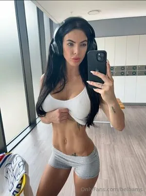 Bella Bam Thumbnail Picture