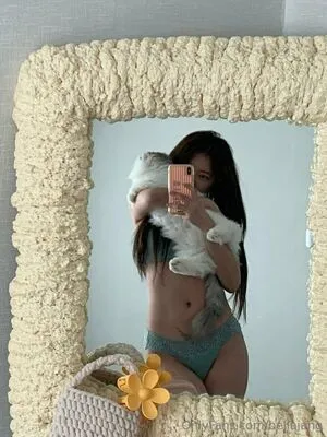Bella Jang Thumbnail Picture