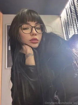 Bella Lay Thumbnail Picture