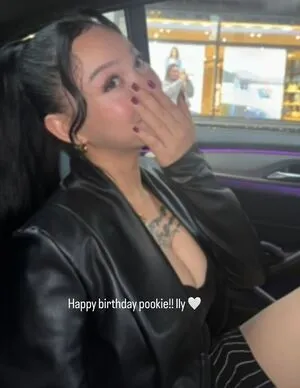 Bella Poarch Thumbnail Picture