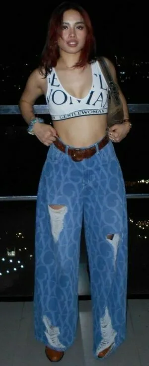 Bella Resado Thumbnail Picture