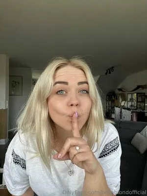 Bellablondofficial OnlyFans Leaked Free Thumbnail Picture - #BOSftU8JKJ