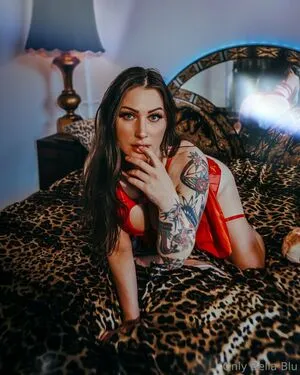 Bellabluofficial Thumbnail Picture