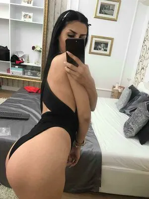 Belovedkhlloe OnlyFans Leaked Free Thumbnail Picture - #flC9N5uCsi