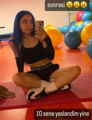 Benvivien OnlyFans Leaked Free Thumbnail Picture - #BVdACK1ItA