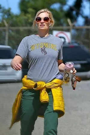 Beth Behrs OnlyFans Leaked Free Thumbnail Picture - #NfZzGYlLt4