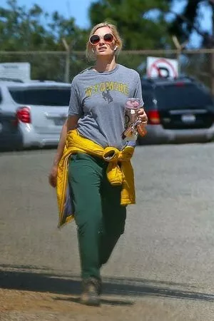 Beth Behrs OnlyFans Leaked Free Thumbnail Picture - #Z1bleGlzoI