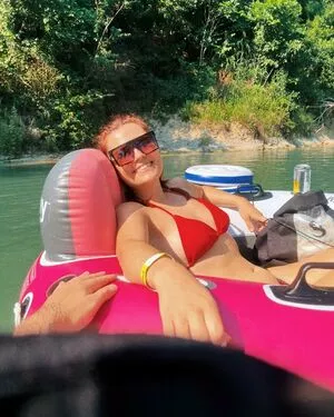 Beth Freeman OnlyFans Leaked Free Thumbnail Picture - #Z04CP6HBVC