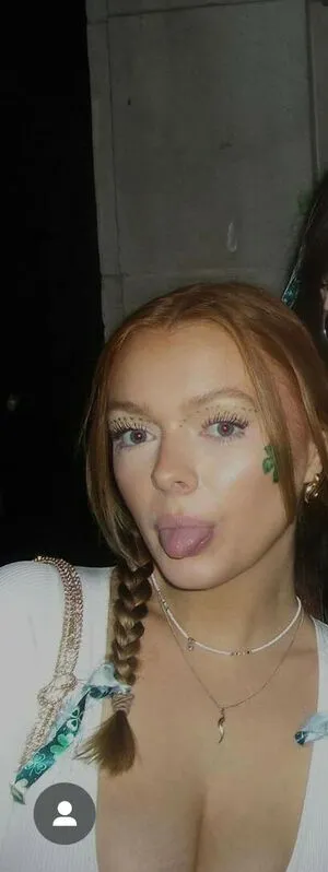 Beth Jones Thumbnail Picture