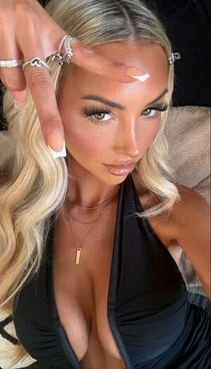 Bethyycm OnlyFans Leaked Free Thumbnail Picture - #iGG7IPIeHq