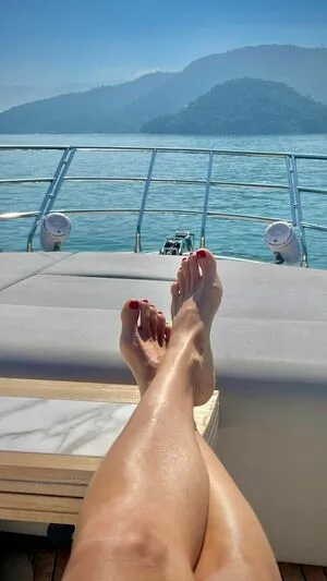 Bianca Jhordao Thumbnail Picture