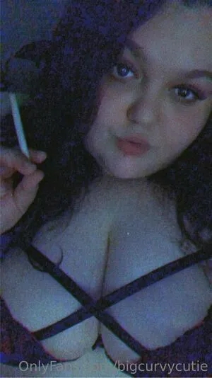 Bigcurvycutie Thumbnail Picture
