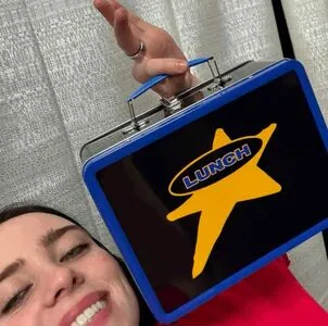 Billie Eilish OnlyFans Leaked Free Thumbnail Picture - #6LJejdJIKZ