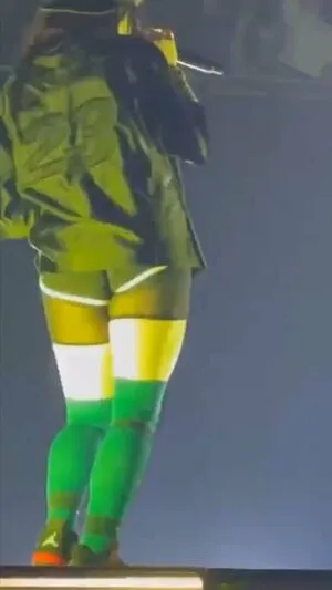 Billie Eilish OnlyFans Leaked Free Thumbnail Picture - #6Q2YLabZQf