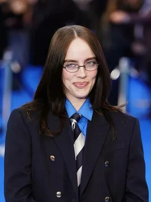 Billie Eilish OnlyFans Leaked Free Thumbnail Picture - #6V0W2jd6bu