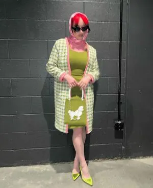 Billie Eilish OnlyFans Leaked Free Thumbnail Picture - #GIF63vktvm