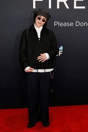Billie Eilish OnlyFans Leaked Free Thumbnail Picture - #H8Q9jZcABU