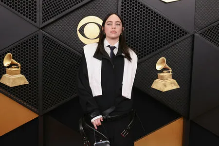 Billie Eilish OnlyFans Leaked Free Thumbnail Picture - #IRDW2zpX4p