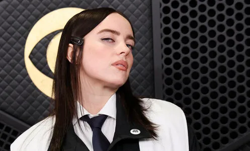 Billie Eilish OnlyFans Leaked Free Thumbnail Picture - #KFWfVZh7ci