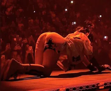 Billie Eilish OnlyFans Leaked Free Thumbnail Picture - #PzCfBoKf1S