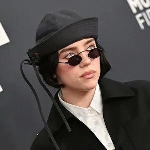 Billie Eilish OnlyFans Leaked Free Thumbnail Picture - #h5O4eThOhd