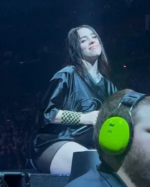 Billie Eilish OnlyFans Leaked Free Thumbnail Picture - #k7RJBAqXfj