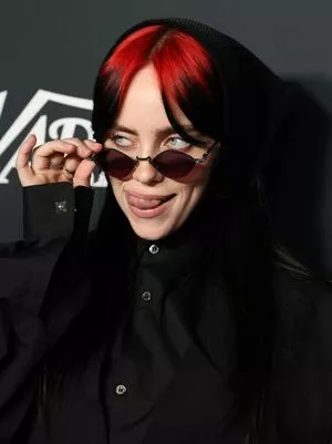 Billie Eilish OnlyFans Leaked Free Thumbnail Picture - #uda2U5fxib