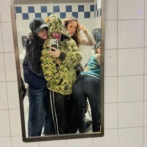 Billie Eilish OnlyFans Leaked Free Thumbnail Picture - #yNPONhWdCI