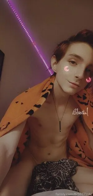 Bisectual OnlyFans Leaked Free Thumbnail Picture - #4HcG5RT5xU
