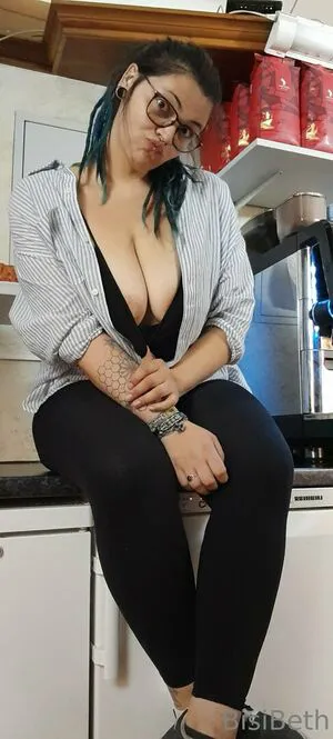 Bisibeth OnlyFans Leaked Free Thumbnail Picture - #0JoEl5fsbP