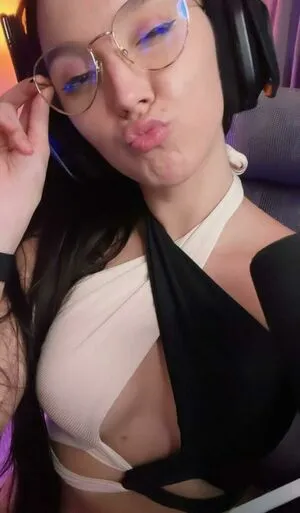 Biss Cute OnlyFans Leaked Free Thumbnail Picture - #fxwRxGbmEm