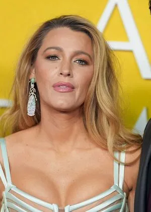 Blake Lively OnlyFans Leaked Free Thumbnail Picture - #0kHwFJPql5
