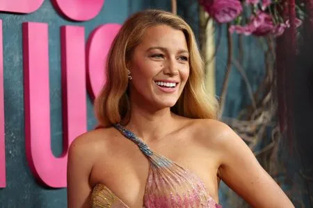Blake Lively OnlyFans Leaked Free Thumbnail Picture - #tnKGd0nLIS