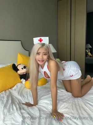 Blondasian Thumbnail Picture