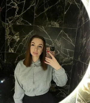 Blonddos Thumbnail Picture