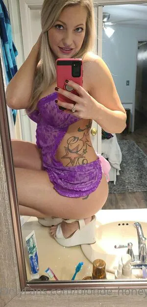 Blonde Honey22 Thumbnail Picture