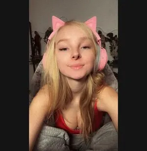 Blonde Vivi OnlyFans Leaked Free Thumbnail Picture - #0EI3eP7o7R