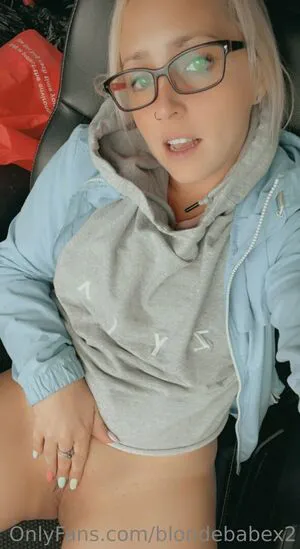 Blondebabex2 OnlyFans Leaked Free Thumbnail Picture - #4giQ8KEYh4