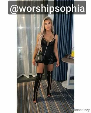 Blondeizzy OnlyFans Leaked Free Thumbnail Picture - #365PfT2mcn