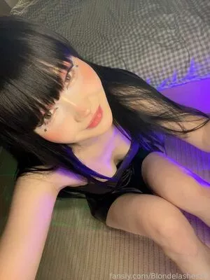 Blondelashes19 OnlyFans Leaked Free Thumbnail Picture - #2VTyZrFrRy