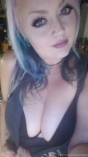 Blondeog Thumbnail Picture