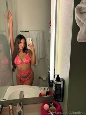 Blondivaa OnlyFans Leaked Free Thumbnail Picture - #OhEzBEcXaC