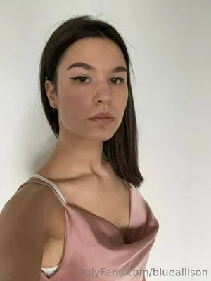 Blueallison OnlyFans Leaked Free Thumbnail Picture - #5AlIplnY65