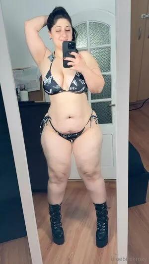 Bluebitchroxy OnlyFans Leaked Free Thumbnail Picture - #YDBiE8tgqO