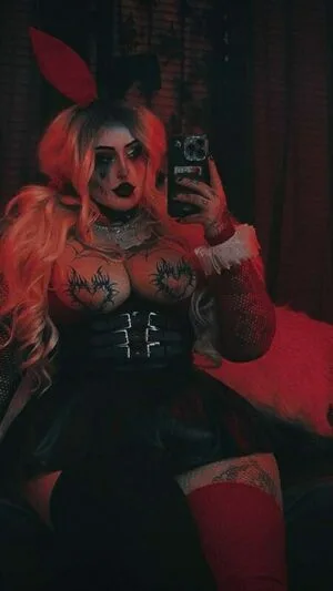Bluecollargoth Thumbnail Picture